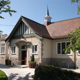 Cabinteely Library