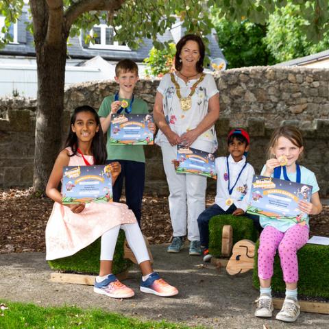 2f1_349_6216551_3212679702_4