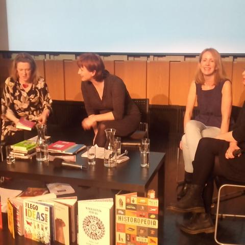 panel_discussion