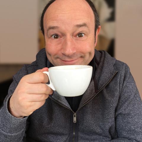 Alan Nolan - Author Photo_sml (1)