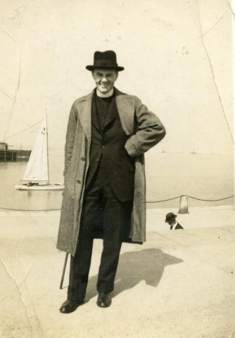 GE George Chamberlain-checked