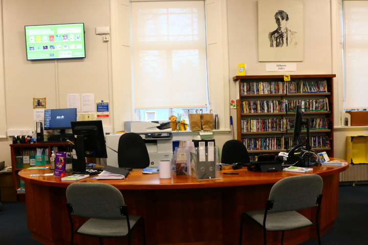 Dundrum Library's Assistance Desk