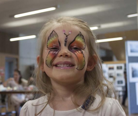 face-painting