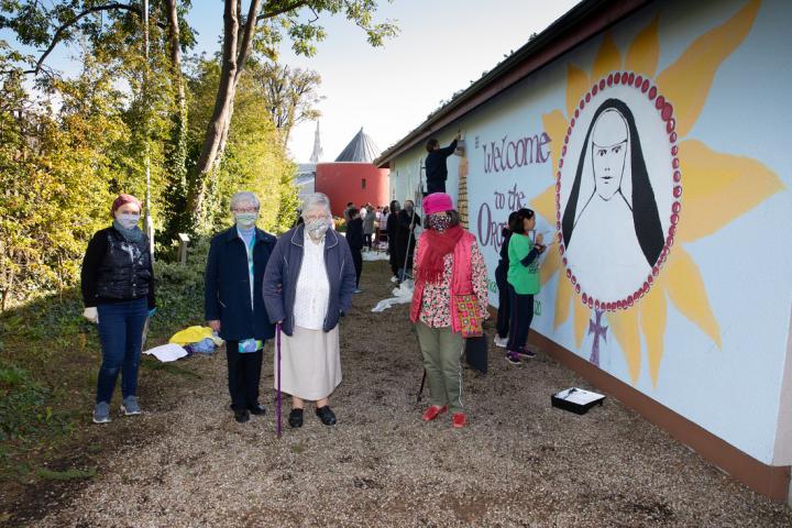 magssrs_mm_and_frances_plus_veronica