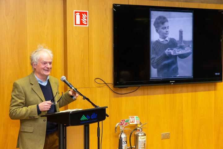 peter_and_peter_with_model