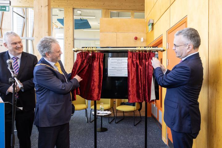 005 Ballyogan Library group photo